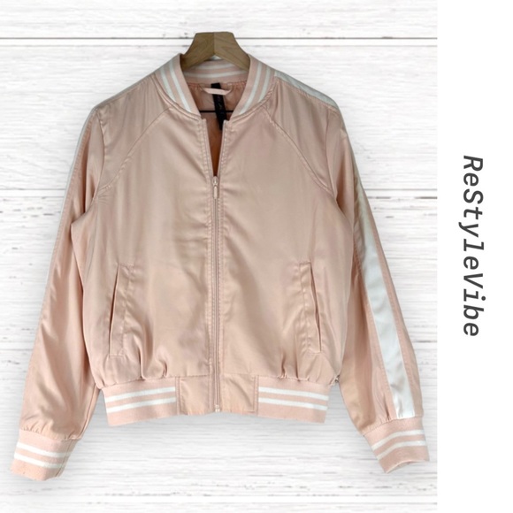 BETSEY JOHNSON Women’s Size S Jacket Coat Bomber Varsity Style Pink Lined - Picture 1 of 15